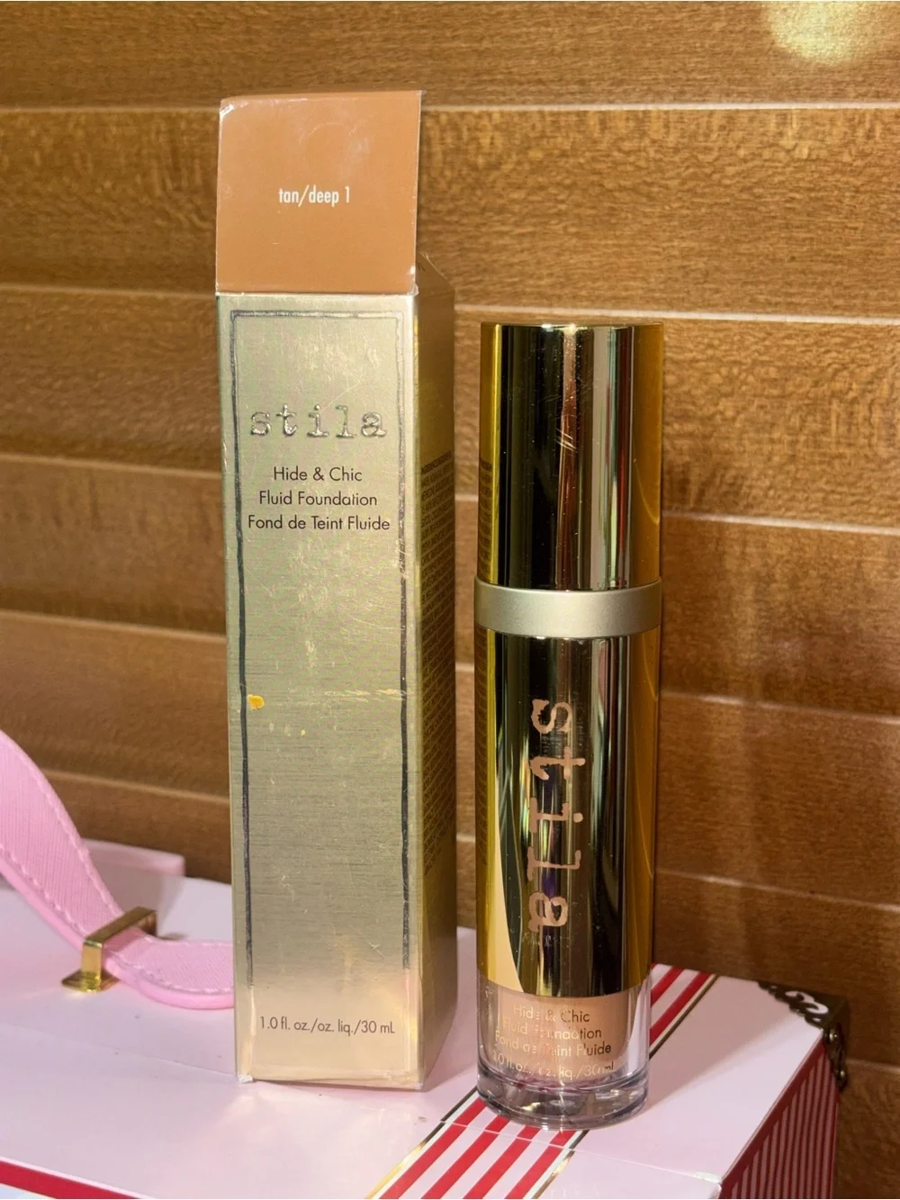 Stila Hide & Chic Fluid Foundation